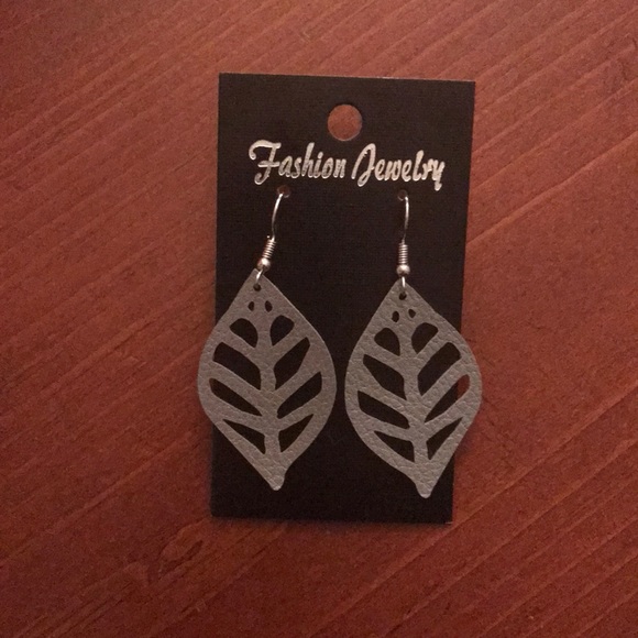 Jewelry - Handmade Light Weight Silver Faux Leather Earrings